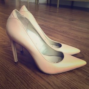 Sam Edelman Nude Pumps